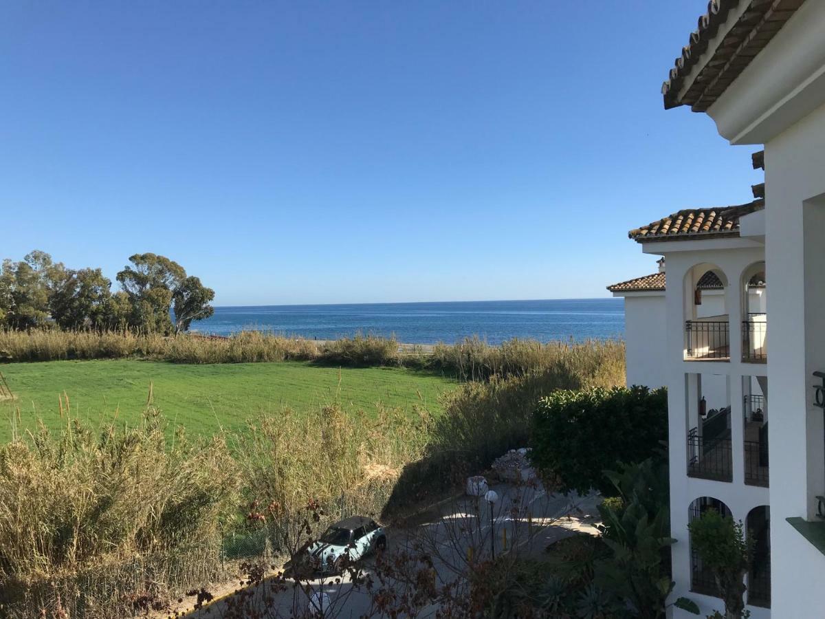 Marbella - Estepona Beach Frontline Apartment Zewnętrze zdjęcie